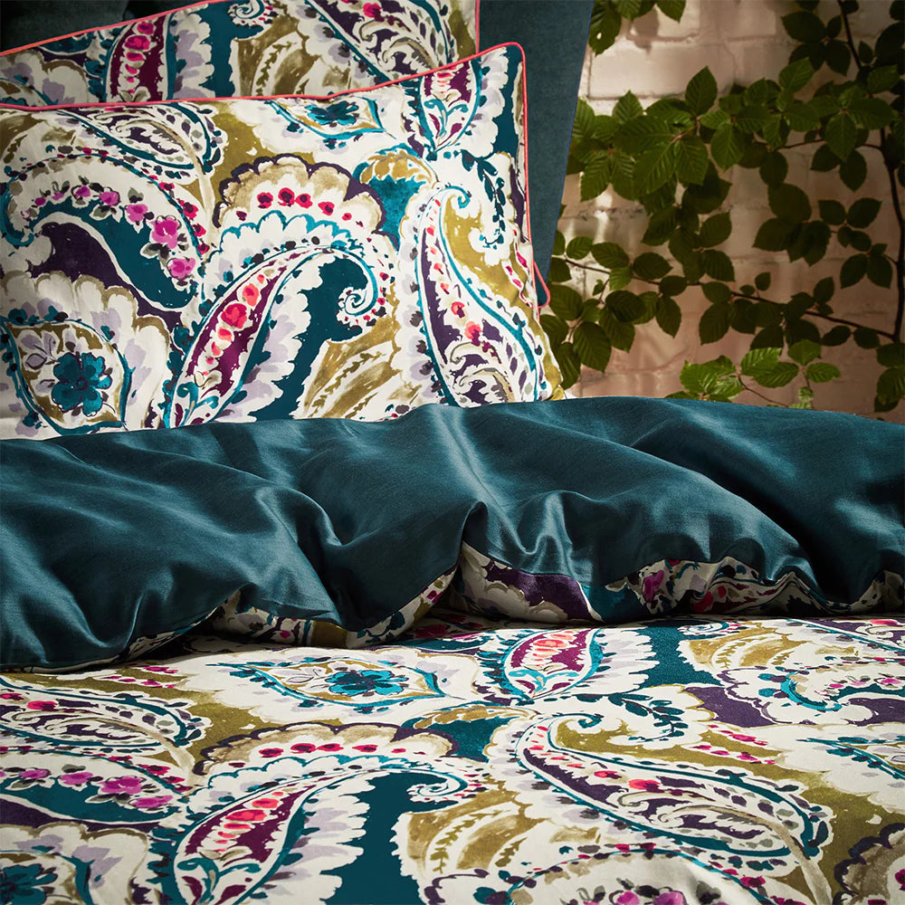 Edinburgh Weavers Aretha Paisley Printed Cotton Sateen Piped Duvet Cover Set Teal Olive